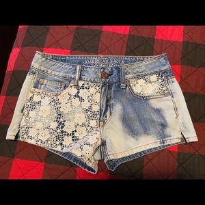 American Eagle Shortie Denim Floral Shorts Size 0
